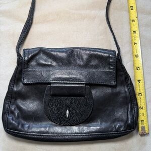 R&Y Augousti Stingray Trim Flap Shoulder Bag Handbag Black Purse